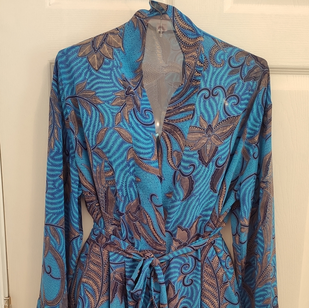 Women's Victoria Secret vintage Kimono robe